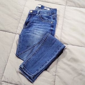 Kensie Jeans The Knockout Skinny Size 4/27